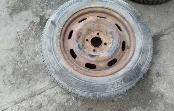 Peugeot 307 R15 spare wheel 