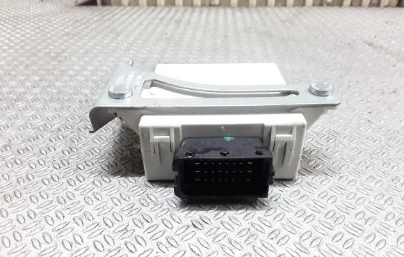 Toyota Corolla Verso AR10 Window wiper relay 859400F010A