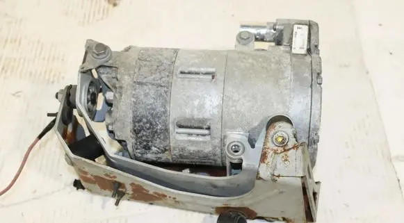 BMW i8 Air conditioning (A/C) compressor (pump) 64529332199