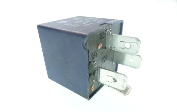 Opel Zafira A Other relay 90450169 22210032