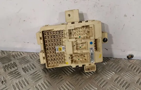 Honda Civic IX Fuse module 91950D3610