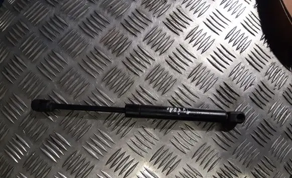Seat Toledo II (1M) Tailgate/trunk strut/damper 1m5827550a