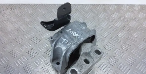 Volkswagen Scirocco Engine mount bracket 1K0199262CF