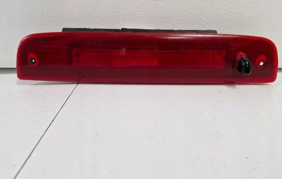 Lincoln Navigator Third/center stoplight 2L613A5485