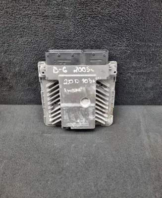 Volkswagen PASSAT B6 Engine control unit/module 03G906018