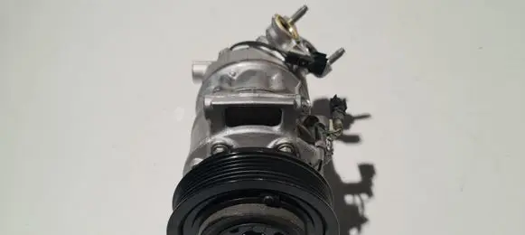 Volvo S90, V90 Air conditioning (A/C) compressor (pump) P31699131