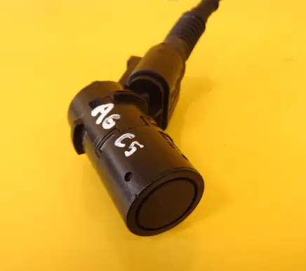 Audi A6 S6 C5 4B Parking PDC sensor 1J0973