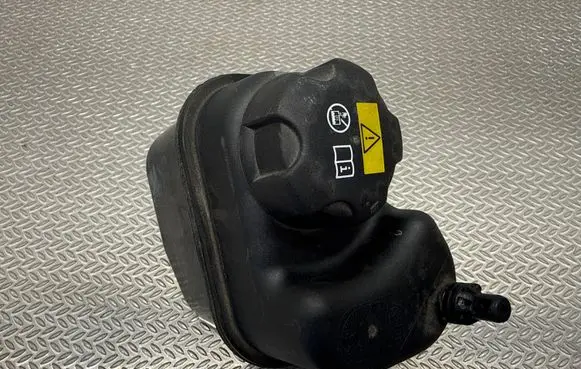 BMW X3 G01 Coolant expansion tank/reservoir 17138617045 11564310 8617045