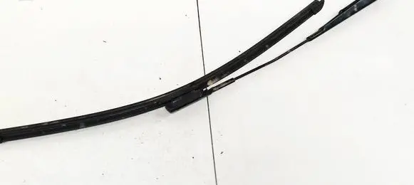 Skoda Fabia Mk2 (5J) Front wiper blade arm 5J1955409B