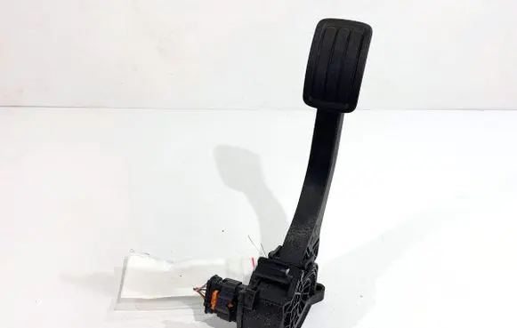 Peugeot 308 SW Accelerator throttle pedal 9674829180