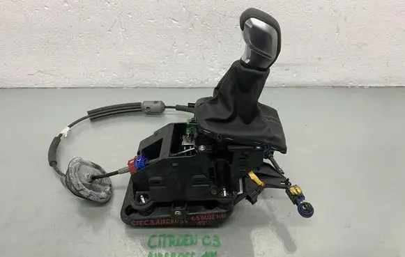 Citroen C3 Aircross Gear selector/shifter in gearbox 119172377