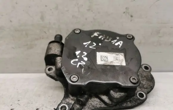 Skoda Fabia Mk2 (5J) Vacuum pump 03L145207