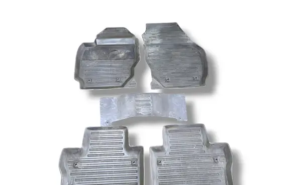 Volvo V70 Car floor mat set 30734679 31315007 30734678