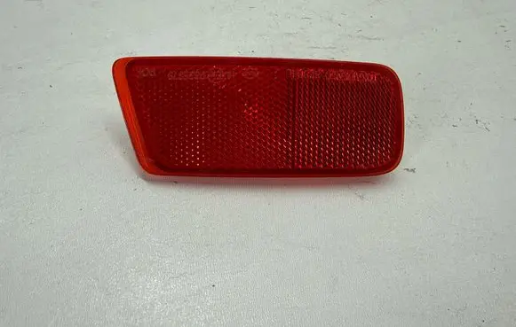 Subaru Outback (BT) Rear tail light reflector 84281AN010 32304L
