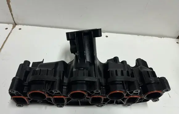 Volkswagen Transporter - Caravelle T5 Intake manifold 03L129711P 1040363S01