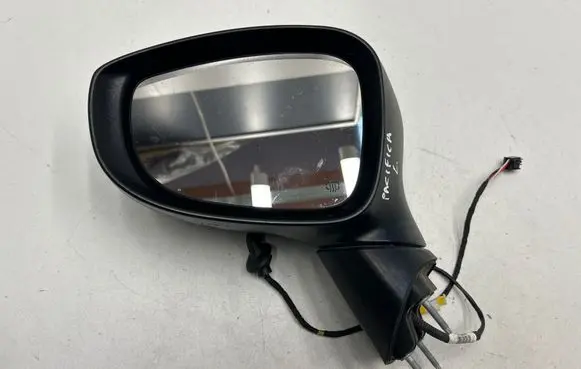 Chrysler Pacifica Front door electric wing mirror E11048398