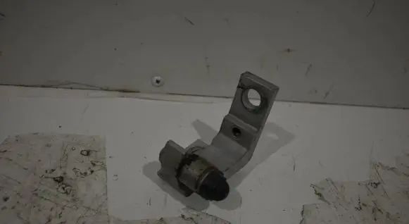Audi Q7 4L Front door upper hinge