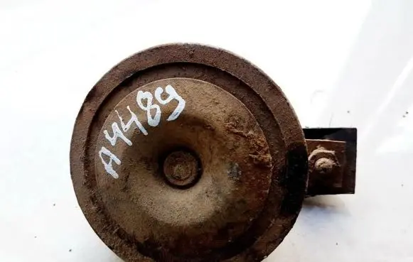 Volkswagen Golf III Horn signal