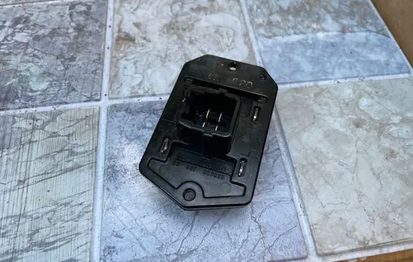 Toyota Auris 150 Heater blower motor/fan resistor PFZ10