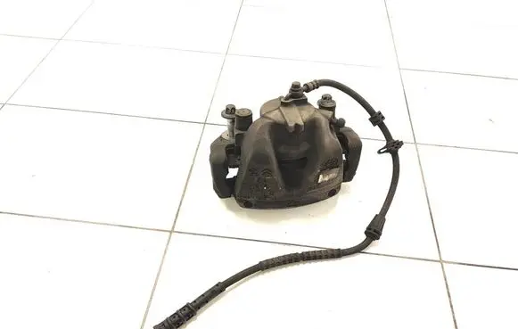 Opel Vivaro Front brake caliper