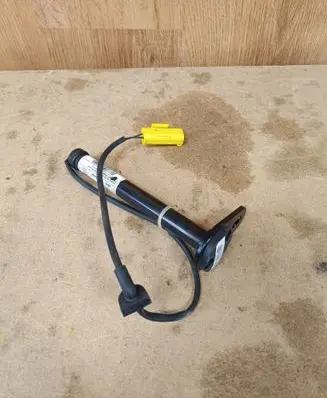 Mercedes-Benz GLC C253 Bonnet Pedestrian Airbag Actuator A2539060300