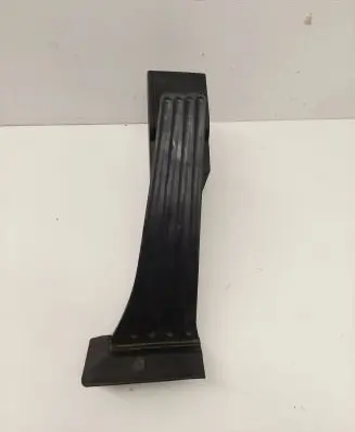 BMW 5 E60 E61 Accelerator throttle pedal 6772645 5916010