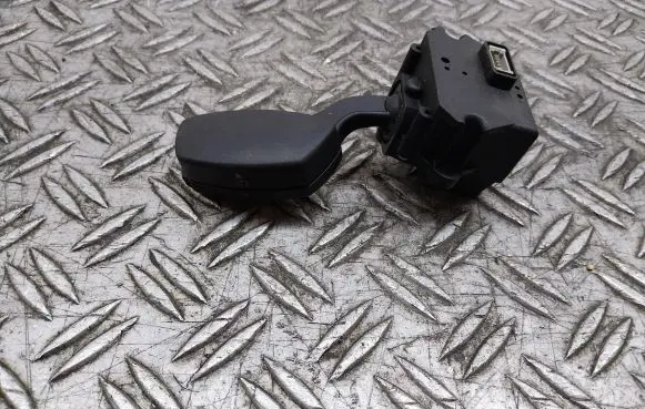 BMW 5 E60 E61 Indicator stalk