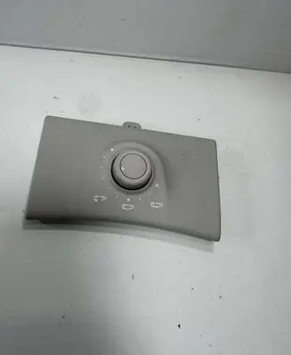 Renault Espace - Grand espace V Other switches/knobs/shifts 739482899R