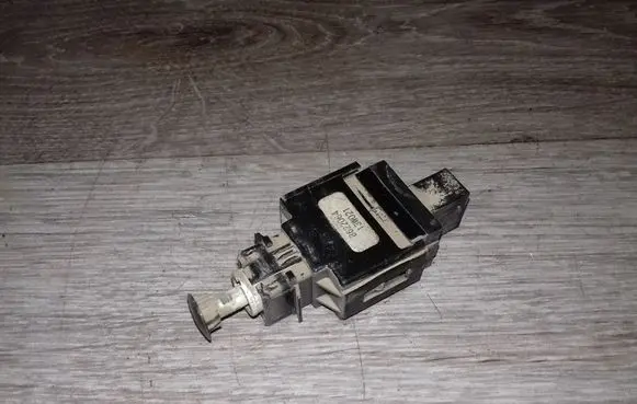 Volvo V70 Brake pedal sensor switch 13W021 8622064