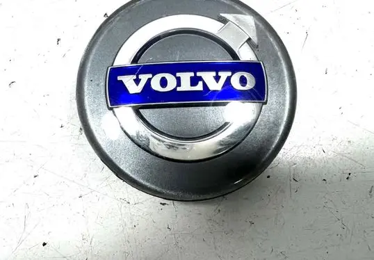 Volvo V70 Original wheel cap 30666913