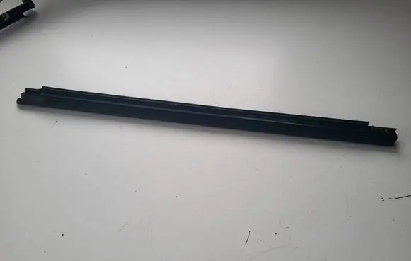 Toyota Verso Rubber seal rear door window/glass 