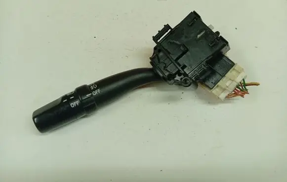 Toyota Avensis T250 Indicator stalk 8414005110