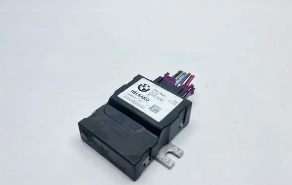 BMW 5 G30 G31 G38 Fuel injection pump control unit/module 9452468 2000906240 55892110