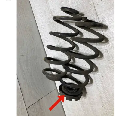 Renault Twingo III Rear coil spring