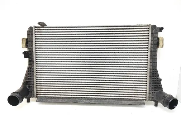 Volkswagen PASSAT B7 Intercooler radiator 3C0145805AP 11011302
