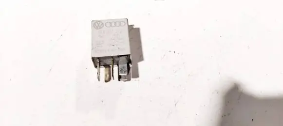 Skoda Fabia Mk2 (5J) Other relay 1k0951253 v23374a