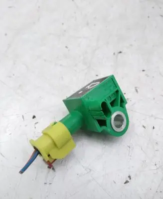 Volkswagen Golf VI Airbag deployment crash/impact sensor 5K0959351