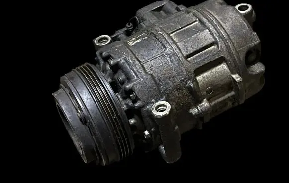 BMW X3 E83 Air conditioning (A/C) compressor (pump) 6916232
