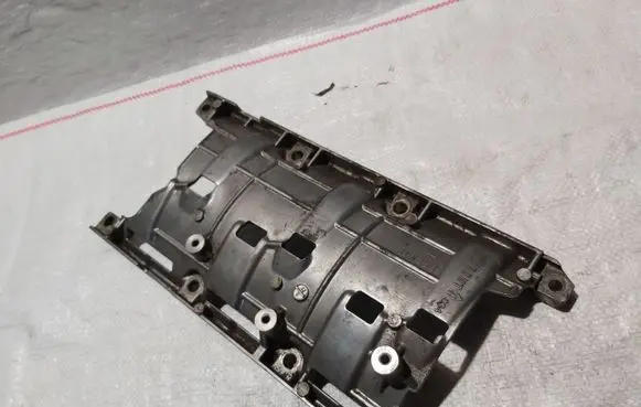 Jeep Grand Cherokee Other engine bay part 05184401AG