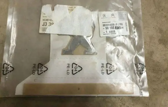 Peugeot 5008 II Other badges/marks 98185372DX