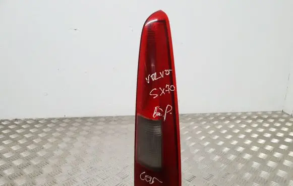 Volvo S70 V70 V70 XC Rear/tail lights 9157800