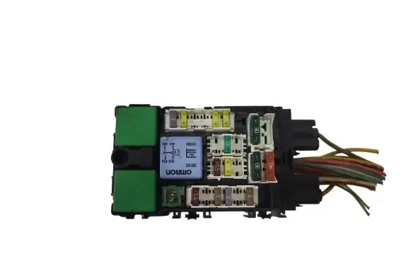 Citroen C4 II Fuse module 9665492680