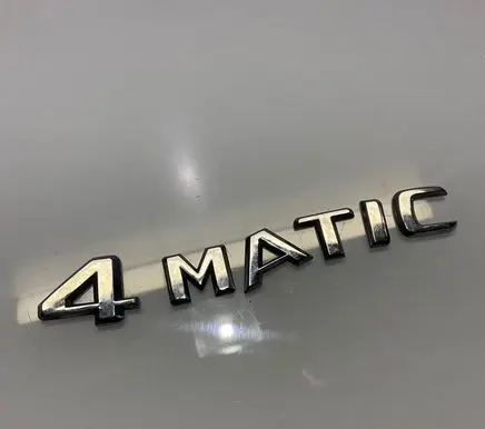 Mercedes-Benz E W211 Manufacturers badge/model letters 