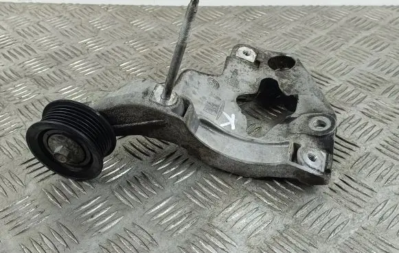 Jeep Grand Cherokee A/C compressor mount bracket 