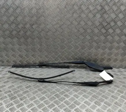 Mercedes-Benz C W205 Windshield/front glass wiper blade A2058240119 W000051791