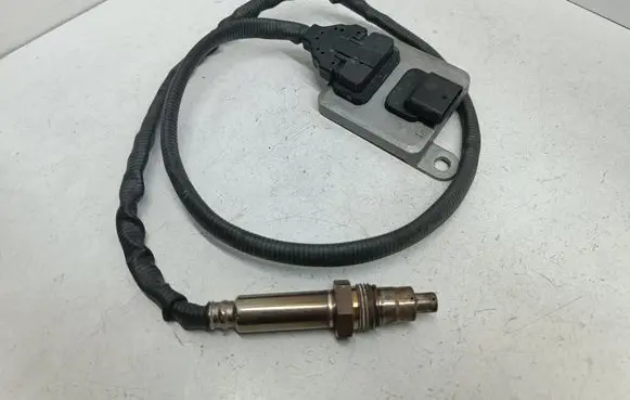 Mercedes-Benz GLE (W166 - C292) Lambda probe sensor A0009058611 0009058611 A3C01067900610