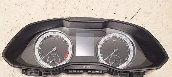 Skoda Superb B8 (3V) Speedometer (instrument cluster) 3V0920751E 2073961169 3V0260