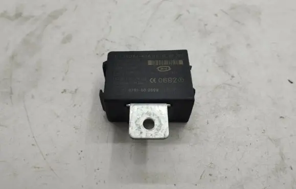 KIA Sorento Immobilizer control unit/module 0K2NC677B0 97RI000008