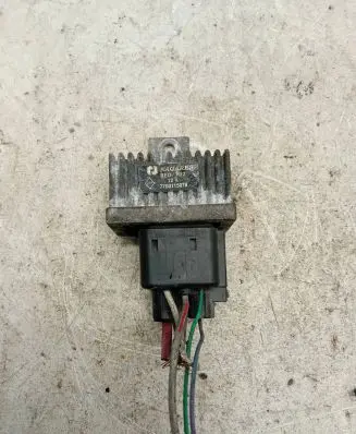Renault Scenic I Glow plug pre-heat relay 7700115078