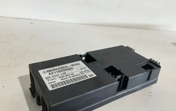 Mercedes-Benz E W211 Seat control module A2118202685 2118202685
